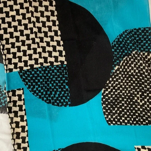 Vintage Carlisle Colorful Patterned Oblong Wool Scarf - Picture 5 of 5